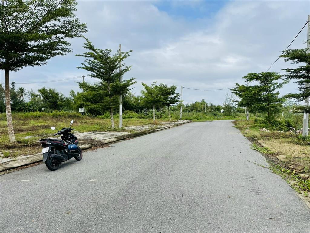 Chính chủ chào bán lô 122,5m2, ngang 5m sạch đẹp sát sông cổ cò