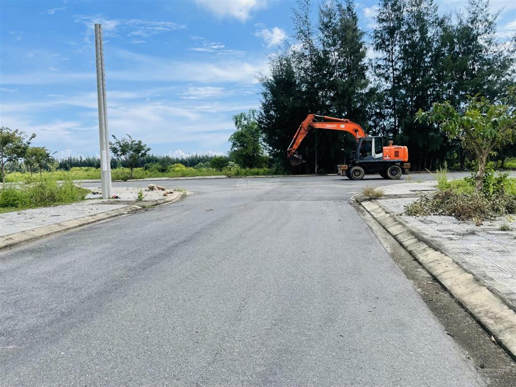 Chính chủ chào bán lô 122,5m2, ngang 5m sạch đẹp sát sông cổ cò