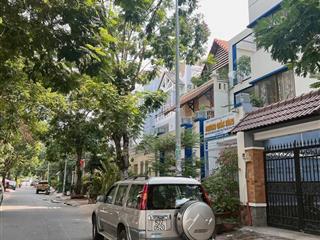Quận 7 chdv thu nhập 35tr/th nhà 4*17m 4 tầng 7pn 7wc