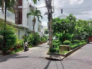 Bán nhà gấp quận 11, sổ vuông, 4 tầng, 4pn