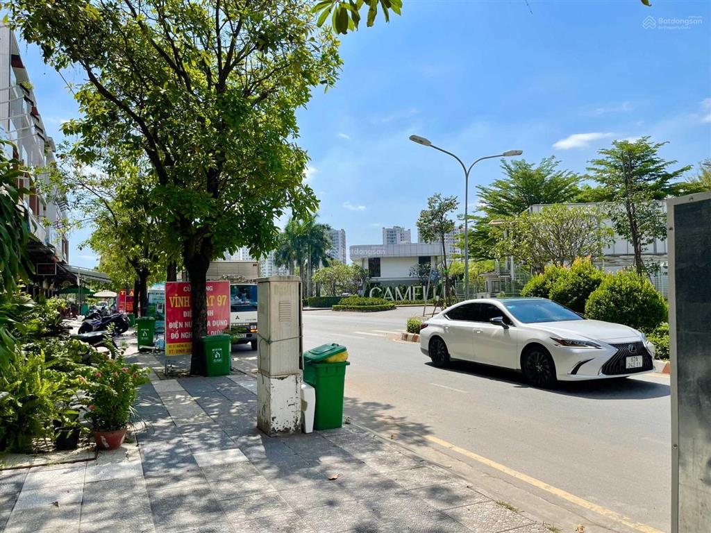  chính chủ  shophouse đường số 1, shr, thang máy, mt đường 24m, 5x21m, 18.8 tỷ
