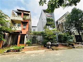 Hàng hiếm kdc nam long! bán nhà mới 4 tầng diện tích 90m2, đối diện global city. nhà full nội thất.