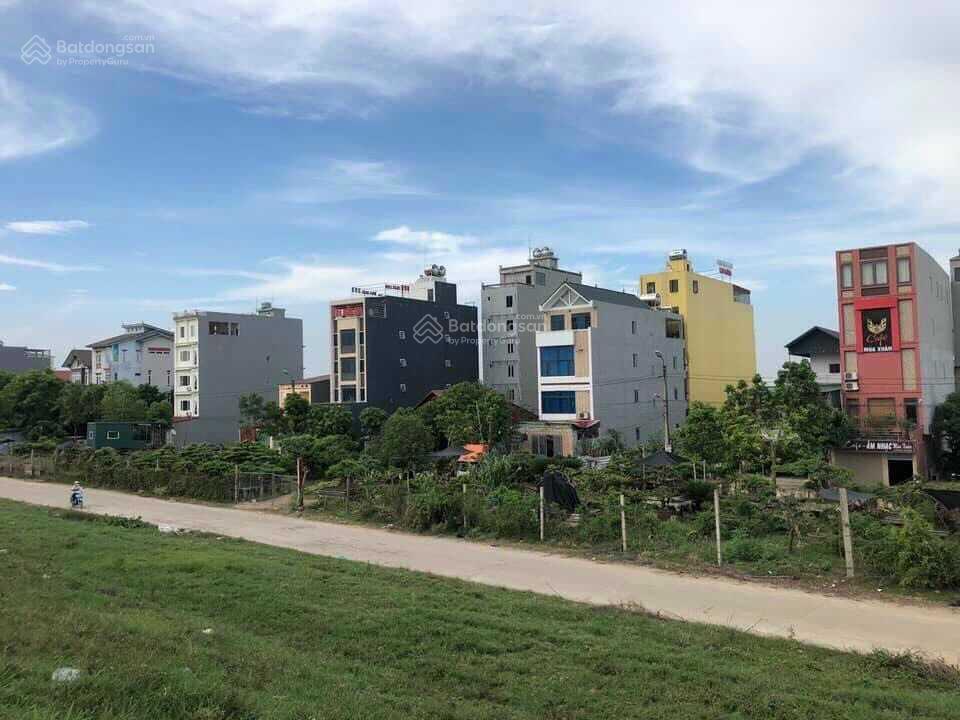 Bán 111m2 đất đấu giá ao đấu tráng việt mê linh, đường 60m, sđcc, tặng lưu không