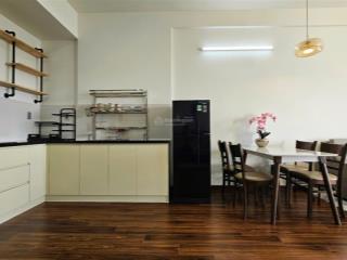 Chính chủ cần bán căn 51m2 full nội thất tầng 8 view công viên 25ha và trung tâm thương mại