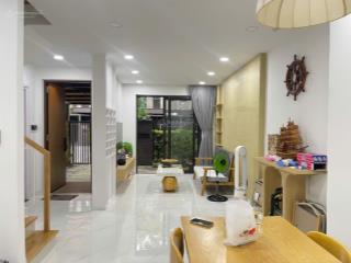 Bán nhà phố vườn 1 trệt 2 lầu full nội thất gần kênh đào giá chỉ 5,4 tỷ full hết chi phí và 5% sổ