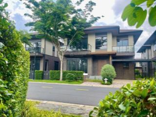 Bán lỗ 1 tỷ biệt thự đơn lập 225m2 phân khu compound the aqua kdt waterpoint, view trực diện club
