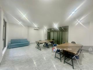 Cho thuê văn phòng & mặt bằng tầng trệt 140m2, vị trí đẹp tại đường số 37 kđt vạn phúc city