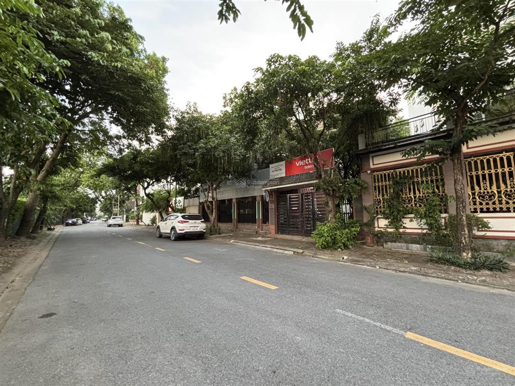 Bán biệt thự đẹp sân vườn kđt sài đồng sát vin riverside 230m2 mặt tiền 16m giá chỉ 225tr/m2