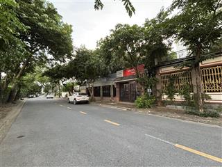 Bán biệt thự đẹp sân vườn kđt sài đồng sát vin riverside 230m2 mặt tiền 16m giá chỉ 225tr/m2