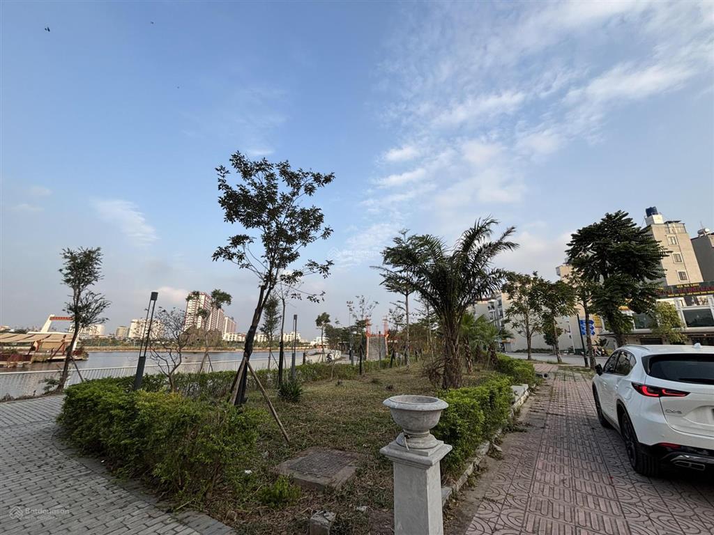 Hiếm bán lô đất góc 3 mặt thoáng khu tái định cư đầm nấm ngay hồ công viên khai sơn 75m2 giá 350tr