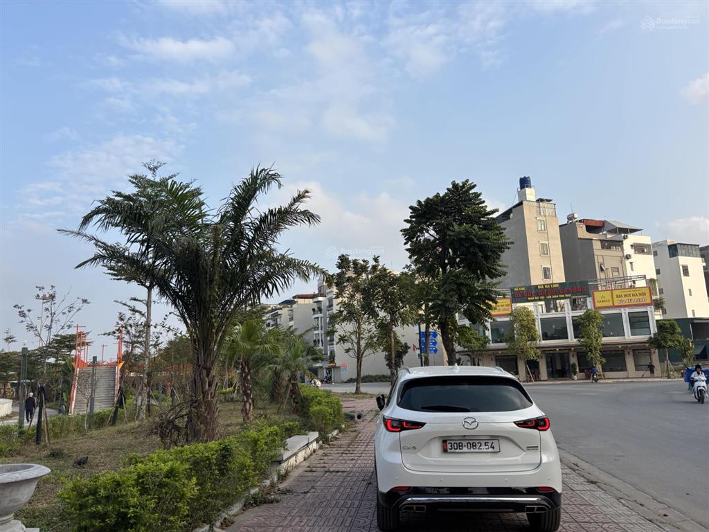 Hiếm bán lô đất góc 3 mặt thoáng khu tái định cư đầm nấm ngay hồ công viên khai sơn 75m2 giá 350tr