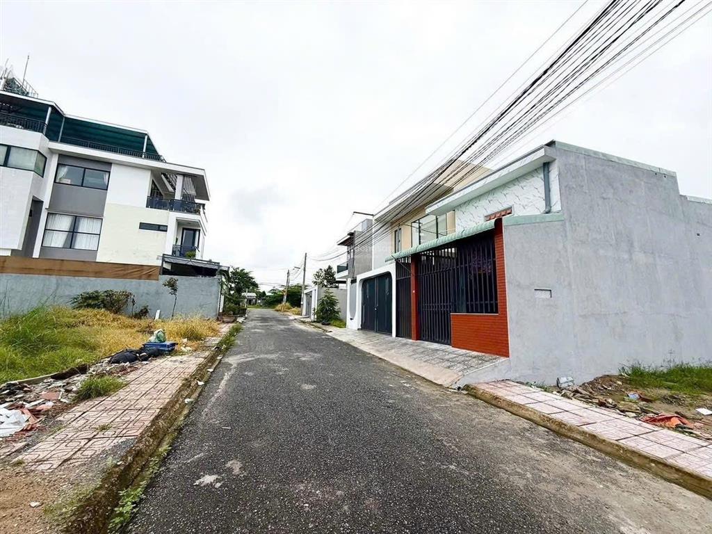 8x18 tại kdc amata long thành đồng nai rẻ đẹp