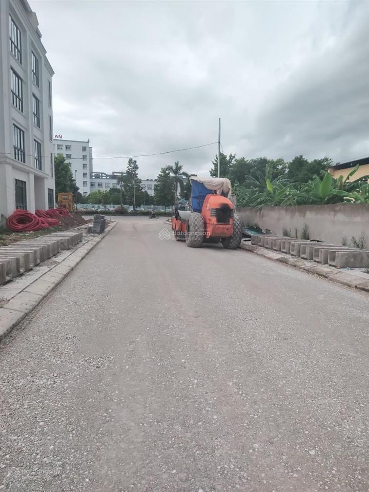 Bán đất đối diện bệnh viện ba lan mới lối 2 đường đại lộ xô viết nghệ tĩnh giá chạm đáy đầu tư tốt