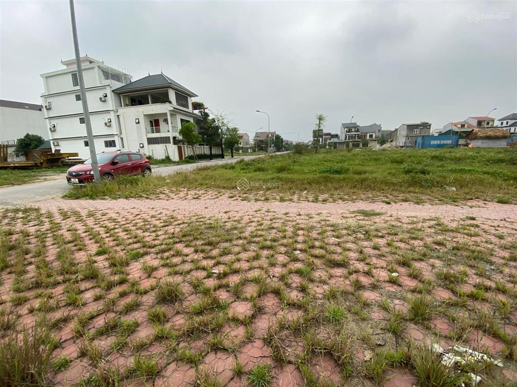 Bán đất mặt đường 72m quán bàu khối 7 kinh doanh tốt vỉa hè rộng giá rẻ nhất khu vực đáng để đầu tư