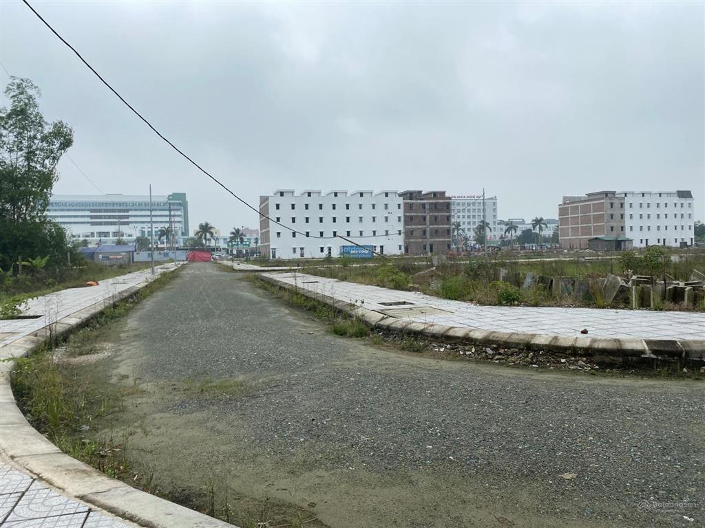Bán đất đối diện bệnh viện ba lan mới lối 3 đường đại lộ xô viết nghệ tĩnh giá chạm đáy đầu tư tốt