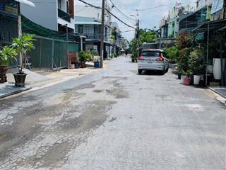 Bán đất 110m2, đường huỳnh tấn phát, phú xuân, nhà bè 5m x 22m xây dựng tự do, giá 4,45 tỷ.