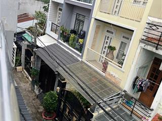 Bán nhà đường số 10, phường tân quy, quận 7, ngang 4m x 9m, nhà 3 tầng, giá 5,8 tỷ.
