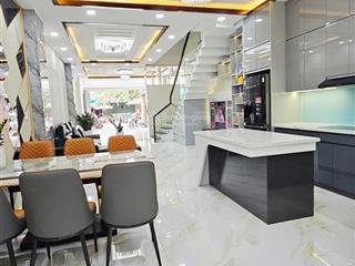 Bán nhà, quận 7, phường phú thuận, đường đào trí khu savimex, 5m x 19m nhà 3 tầng, st, giá 17,5 tỷ.