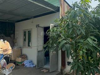 Bán nhà, đường huỳnh tấn phát, xã phú xuân, nhà bè, 5m x 20m nhà c4, giá bán 3,5 tỷ.