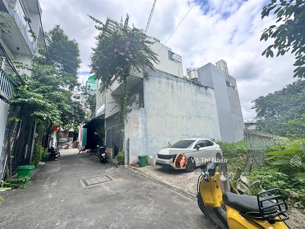 Bán lô đất hẻm xe hơi thông ngay đường hiệp bình  dt 5*20m  giá 8.3 tỷ