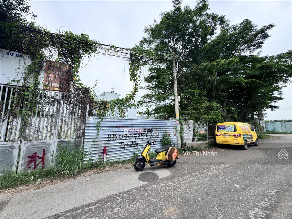 Chỉ 81tr/m2  dt 5*26m  ngay kđt vạn phúc  view sông sg  đường xe hơi tránh