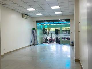 Cho thuê tầng 1 căn hộ tập thể c3 phố hoàng ngọc phách diện tích 35 m2 mặt tiền 3 mét