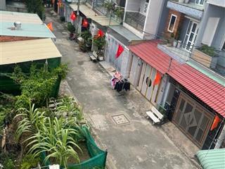 Bán nhà 4 tầng 5pn p phú hữu q9 đường 6m sổ hồng bao sang tên nhà sạch đẹp 0902 966 ***