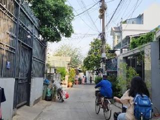 Bán nhà mặt tiền đường 836, p phú hữu gần q2 1 trệt 1 lầu 66m2 5,6 tỷ thương lượng sổ hồng