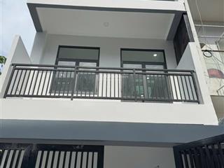Bán nhà 4 tầng đậu oto trong nhà p phú hữu q9 sổ hồng đa hoàn công 4,3 tỷ 0902 966 ***