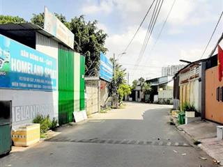 Nhà 3 tầng  hẻm xe hơi  phường phú hữu quận 9 tp thủ đức 51m  4,65 tỷ 0902 966 ***