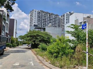 Bán lô đất sổ hồng 783m2 10 ty ngay chung cư ricca , p phú hữu, q9 bao sang tên công chứng ngay