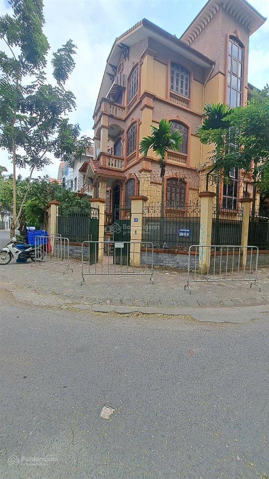 Bán gấp biệt thự trung yên, trung hòa, cầu giấy căn góc có sân vườn rộng rãi, sổ đỏ sang tên ngay