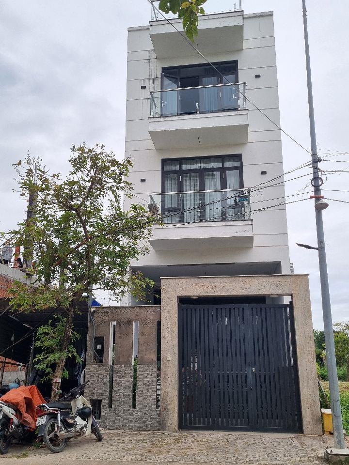 Bán lô đất góc 2 mặt tiền đường 14m và 12m, 8.5x18.5, 156m, giá chỉ 58tr/m , xây dựng ngay