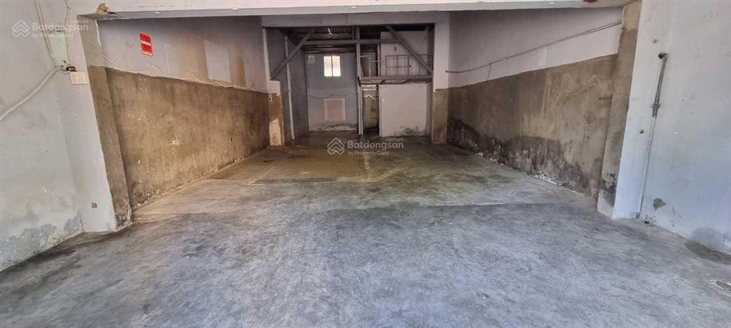 Chính chủ cho thuê nhà cấp 4, mặt tiền rộng 6,5 m, diện tích 128m2