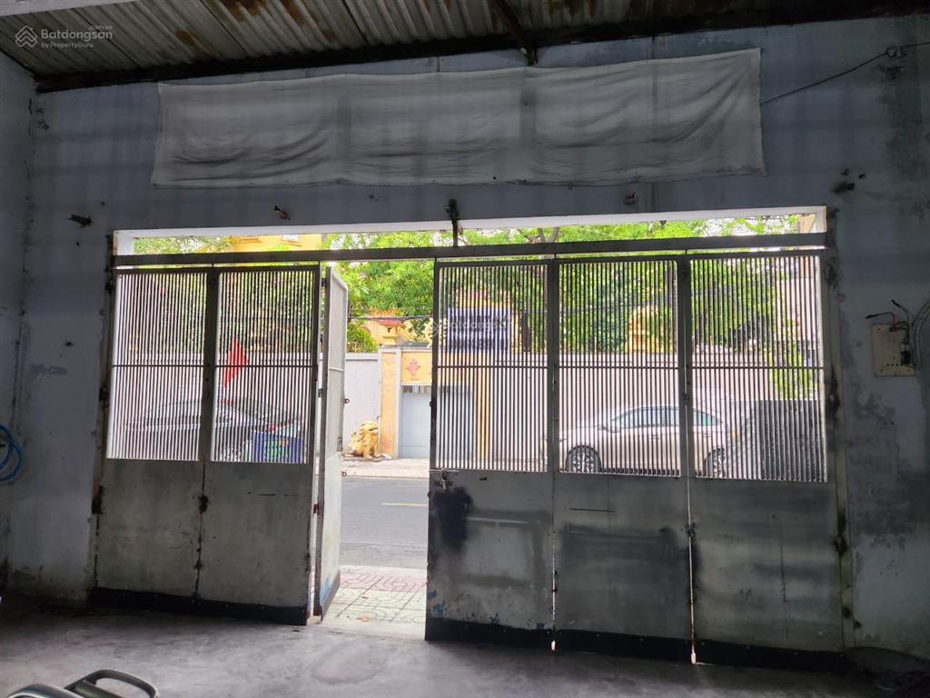 Chính chủ cho thuê nhà cấp 4, mặt tiền rộng 6,5 m, diện tích 128m2