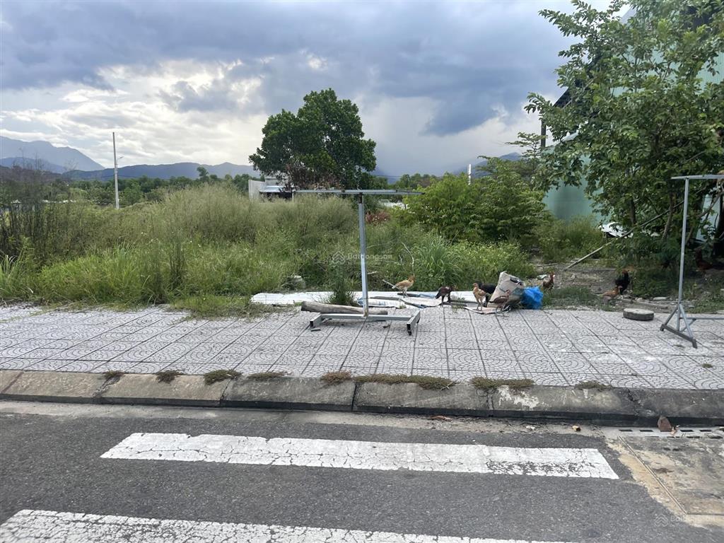 Cần bán nhanh lô đất golden hill giá tốt nhất thị trường gần trục chính vị trí đẹp