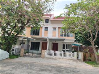 Cho thuê căn nhà phố giá rẻ tại ecoxuân, giá 15 triệu, 3pn, 3wc.  0933 952 *** em thanh hiền
