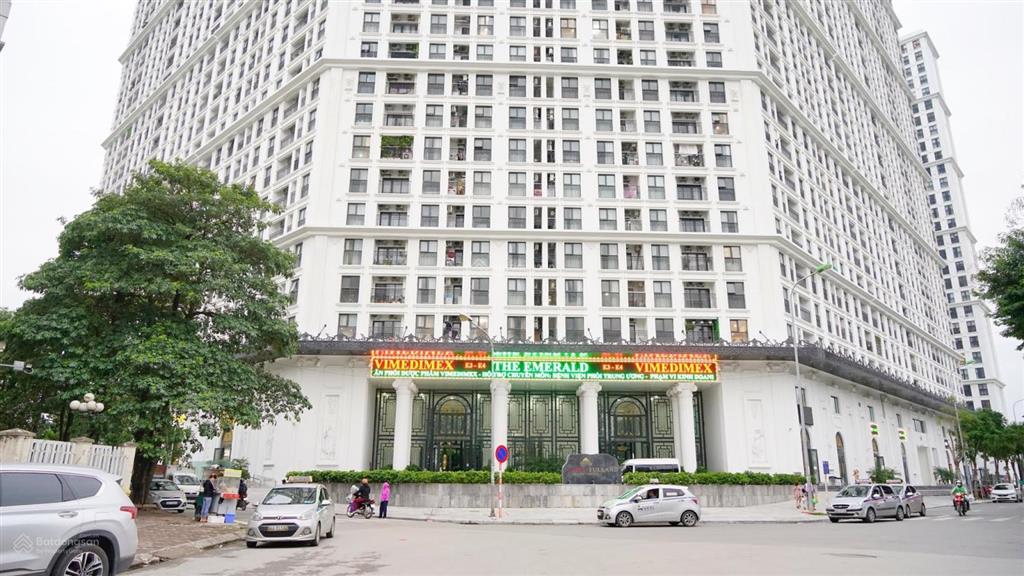 Bán gấp căn hộ 2 pn giá tốt nhất dự án the emerald giá tốt hơn thị trường 500 tr
