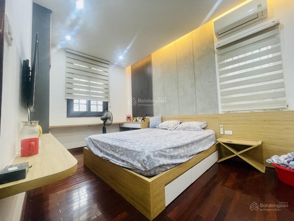Bán chung cư đồng phát hoàng mai 90m2 3pn, full đồ tầng trung view hồ