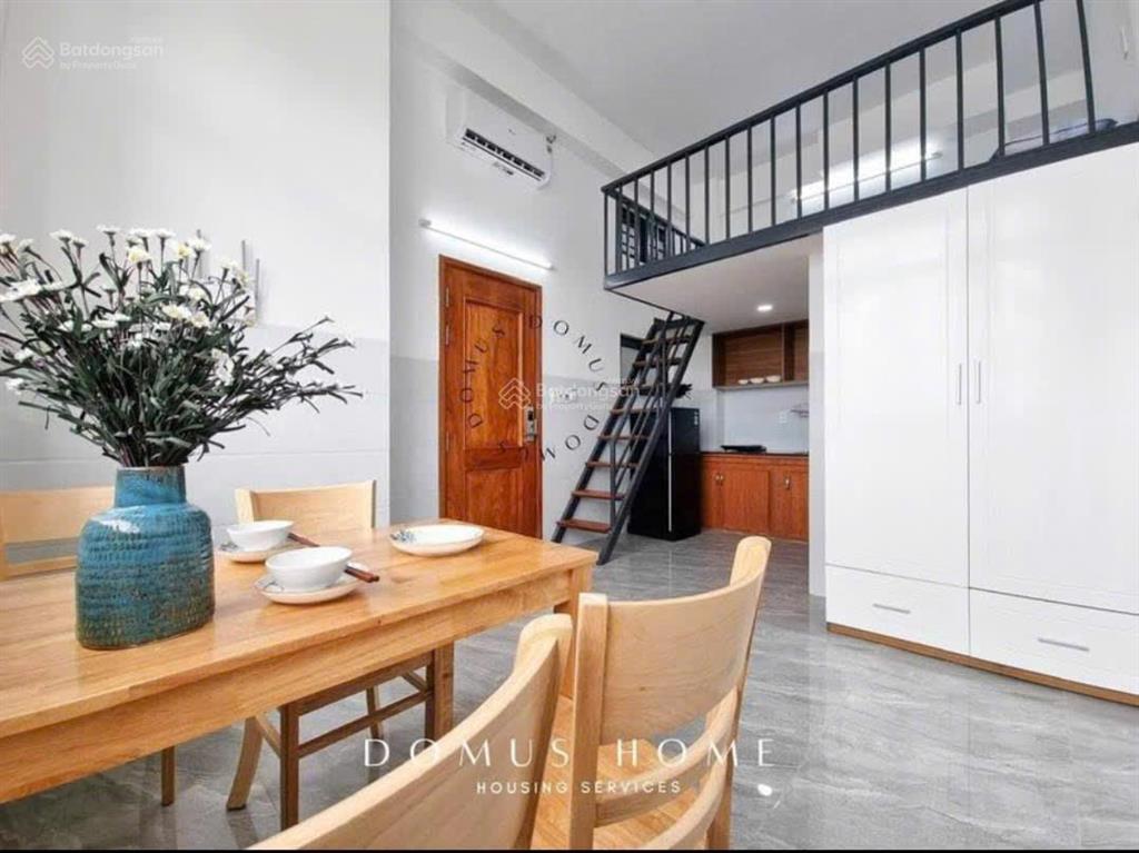 Phòng trọ full nội thất, ngay lý thường kiệt, cửa sổ thoáng mát, giáp q10