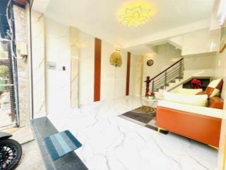Bán gấp nhà đường số 11 q9, dt 70m2, đang cho thuê 26tr/1th thích hợp ở + đầu tư,  ngay