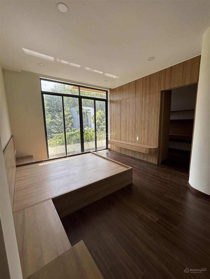 Pháp lý sổ riêng, hỗ trợ sang tên ngay trong ngày, diện tích 70m2