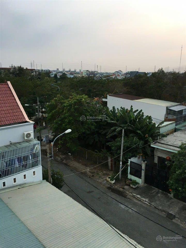 Cho thuê nhà nguyên căn đường rộng rãi thêm 2 views công viên mát mẻ