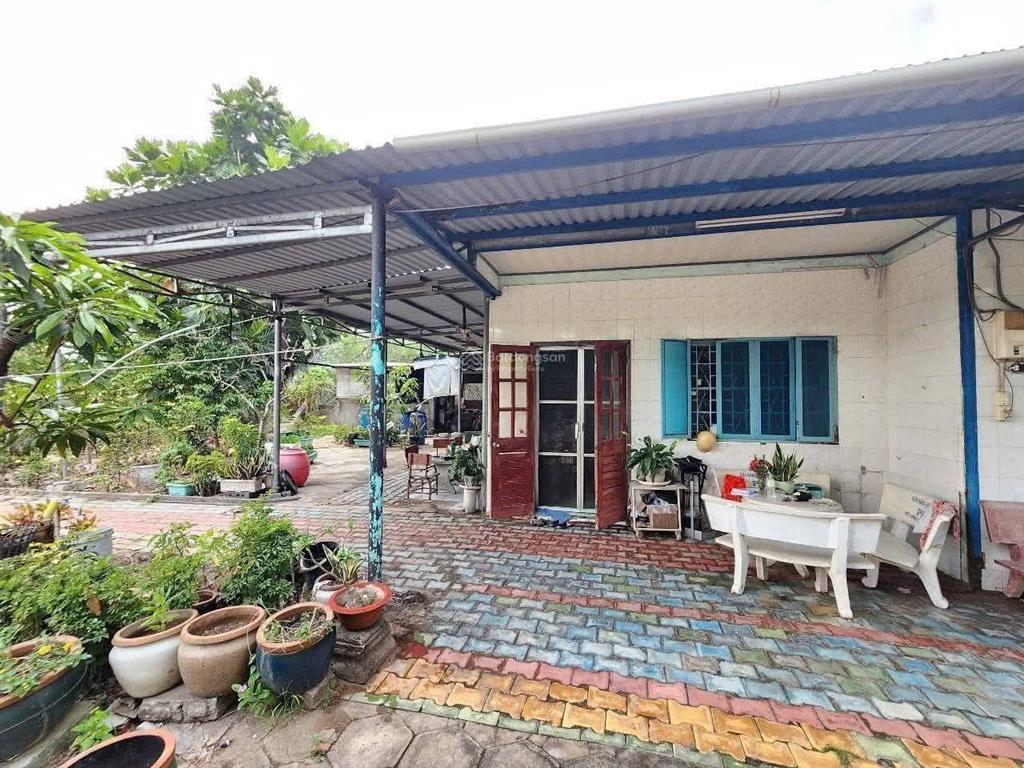 Lê văn lương, đường dài 826c long hậu, cần bán nhà mới nguyên căn