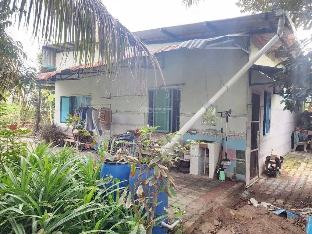 Lê văn lương, đường dài 826c long hậu, cần bán nhà mới nguyên căn