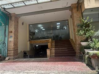 Trung hoà  phân lô 9 tầng thang máy  mặt tiền khủng  ô tô tránh  kinh doanh  văn phòng