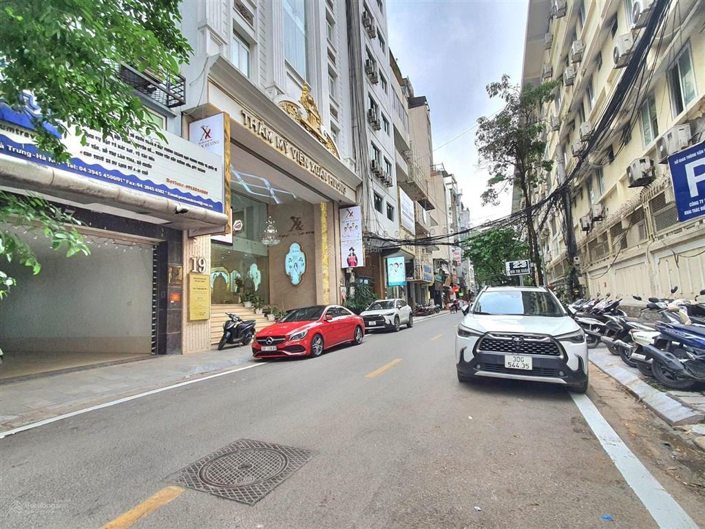 Hàng kín  vip  mặt phố ba đình  dt 200 mét  mặt tiền 12,5 mét  giá nhỉnh 400tr/m2