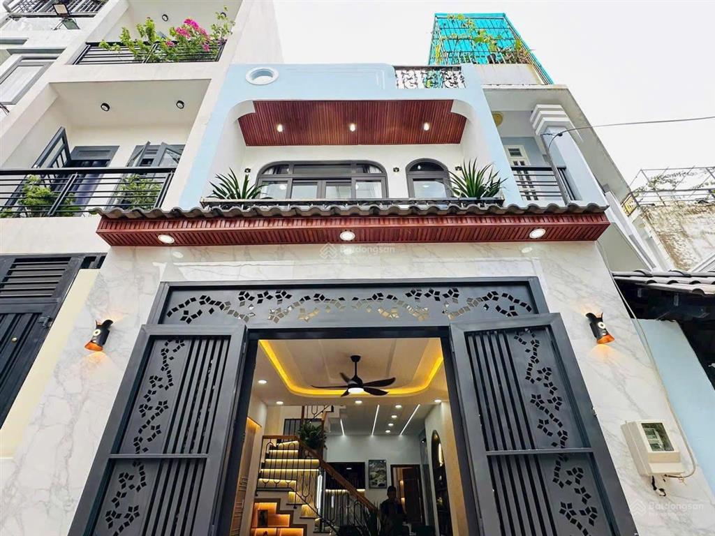 Bán gấp nhà nguyễn văn quá, khu phố 5, đông hưng thuận, q12, dt 64m2 giá 2tỷ050tr, sổ hồng riêng