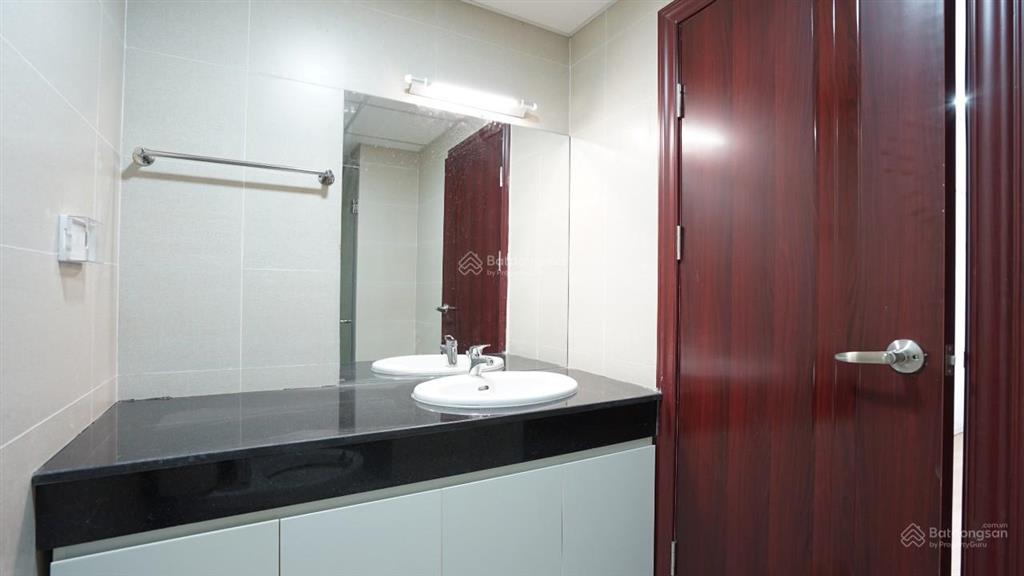 Chính chủ cần cho thuê căn hộ central field 219 trung kính 75m2 full đồ đẹp 14.5/th  0378 456 ***