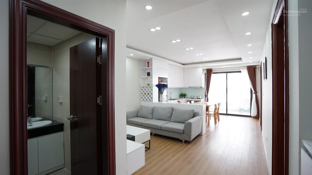 Chính chủ cần cho thuê căn hộ central field 219 trung kính 75m2 full đồ đẹp 14.5/th  0378 456 ***